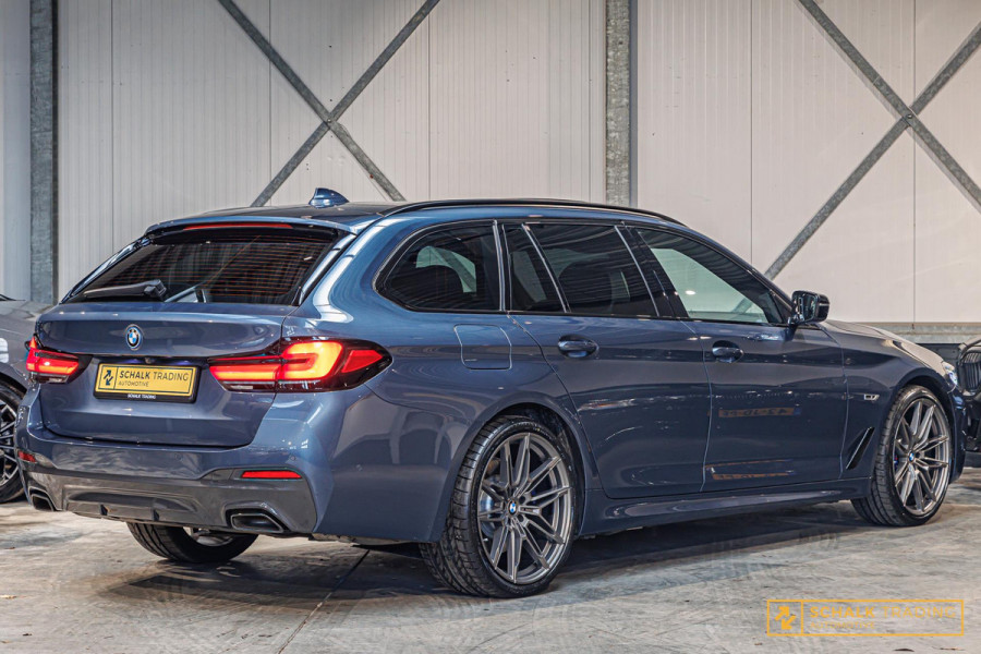 BMW 530e Touring Fis€70.000 Msport Pano Camera HUD Laser Acc