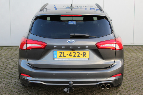 Ford FOCUS Wagon 1.0-125pk EcoBoost ST-Line AUTOMAAT ! Heel erg nette en goed onderhouden Ford Focus ST-Line wagon automaat. Volautm. airco dual, stoel-, stuur- en voorraamverw., camera, trekhaak, navigatie, telefoonvoorb., LM wln, cruise cntrl, skiluik etc., etc....