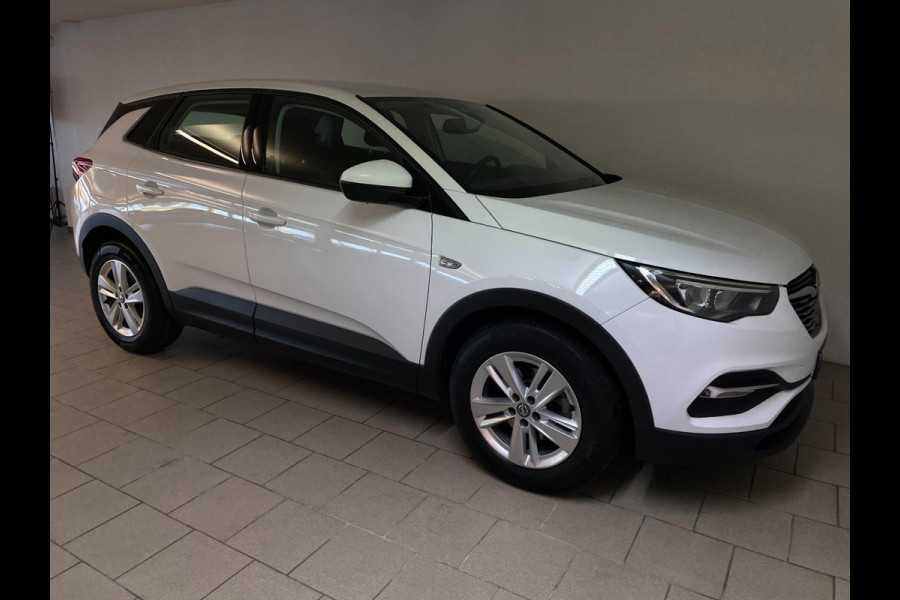 Opel Grandland X 1.2 Turbo Online Edition