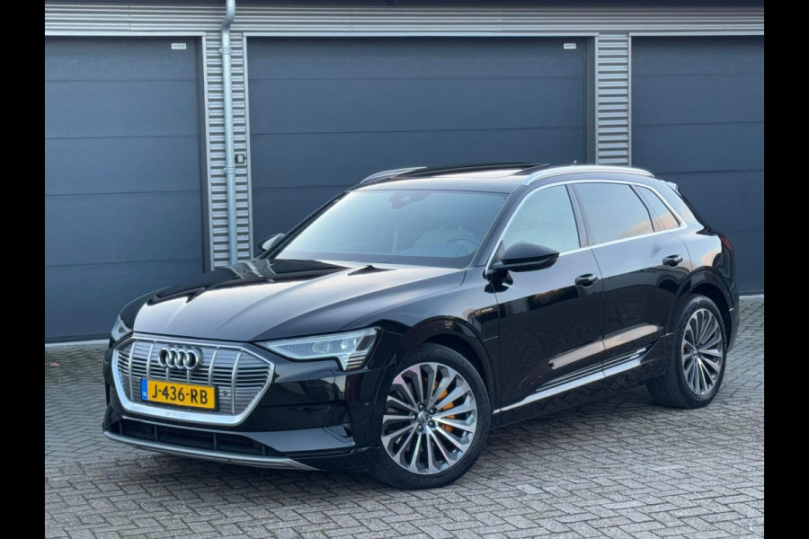 Audi e-tron 50 quattro 313 pk Business edition Plus 71 kWh, 21 inch lmv, panoramadak, nl auto met nationale auto pas