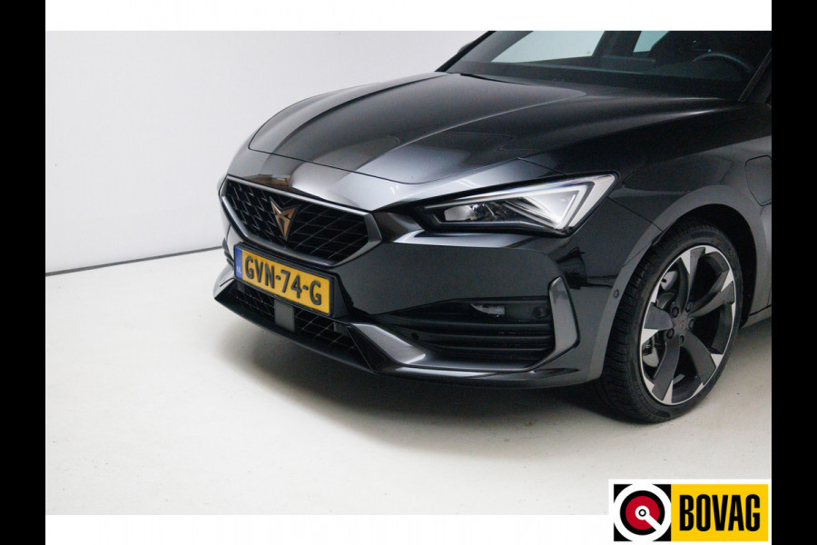 CUPRA Leon 1.4 e-Hybrid Business 204 PK Stoel- stuurverwarming, Travel assist, Navigatie, Camera, 18 inch, Adaptive cruise