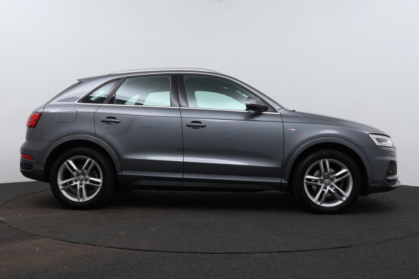 Audi Q3 1.4 TFSI CoD Sport Advance Sport 2x S-line( NL-auto, Parkeerhulp V+A, Navi, StoelV, Cruise C, Etc)