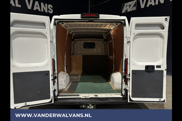 Peugeot Boxer 2.2 BlueHDi 140pk L2H2 Euro6 Airco | 2500kg Trekhaak | LED | Cruisecontrol | Camera Navigatie, Parkeersensoren, Bluetooth-Telefonie, 3 - Zits