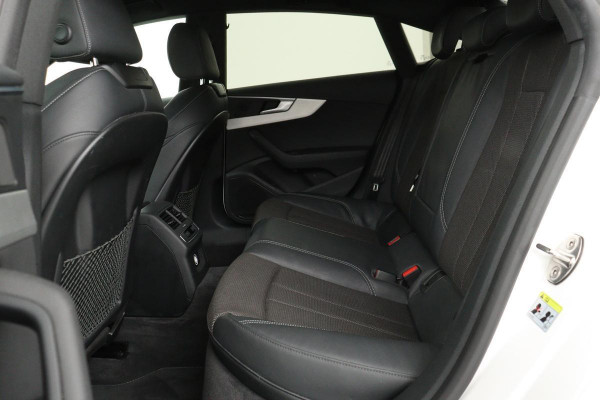 Audi A5 35 TFSI Sport S-Line | Full LED | Sportstoelen | Half leder | Navigatie | Cruise control | Getint glas | PDC | Cllimate control