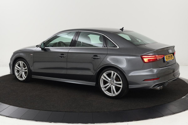 Audi A3 35 TFSI Advance Sport | Stoelverwarming | Carplay | Virtual Cockpit | Half leder | Full LED | Navigatie | Sportstoelen | S-Line