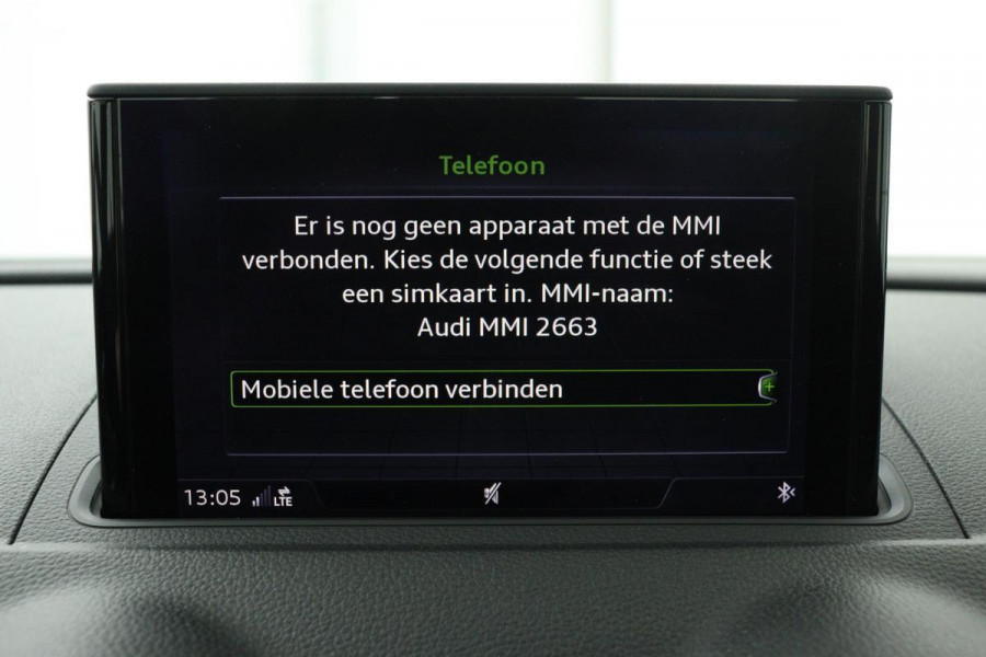 Audi A3 35 TFSI Advance Sport | Stoelverwarming | Carplay | Virtual Cockpit | Half leder | Full LED | Navigatie | Sportstoelen | S-Line