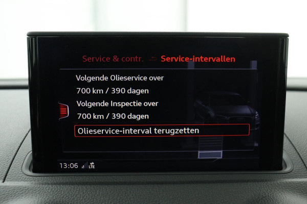 Audi A3 35 TFSI Advance Sport | Stoelverwarming | Carplay | Virtual Cockpit | Half leder | Full LED | Navigatie | Sportstoelen | S-Line