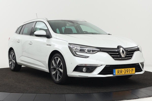 Renault Mégane 1.6 dCi Bose | Stoelverwarming | Camera | Massage | Carplay | Navigatie | Half leder | Keyless | Climate control | Dodehoek detectie