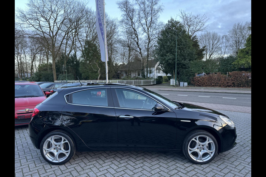 Alfa Romeo Giulietta 1.4 Turbo Sport Panorama|Xenon|Navi|18inch|Climate|Cruise