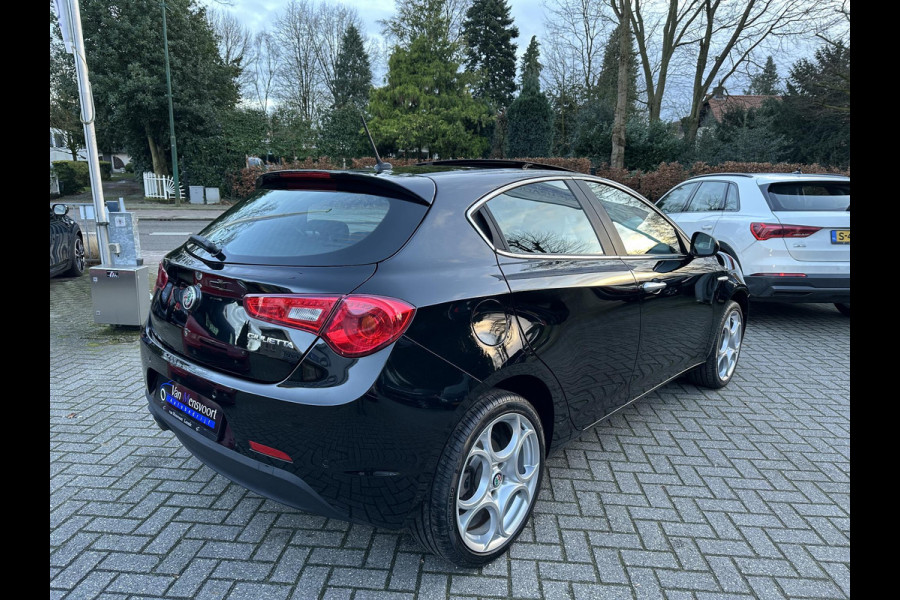 Alfa Romeo Giulietta 1.4 Turbo Sport Panorama|Xenon|Navi|18inch|Climate|Cruise