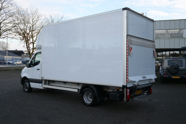 Mercedes-Benz Sprinter 516 CDI L3 Bakwagen met Dhollandia klep MBUX met navigatie, Gesloten laadbak met laadklep