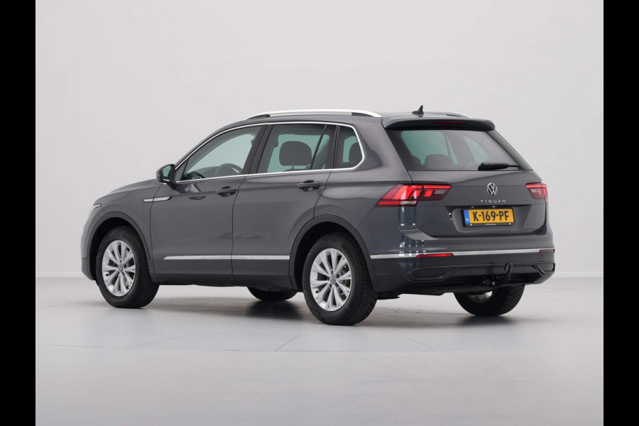 Volkswagen Tiguan 1.5 TSI 130pk Life Business Navigatie Trekhaak Stoelverwarming Acc