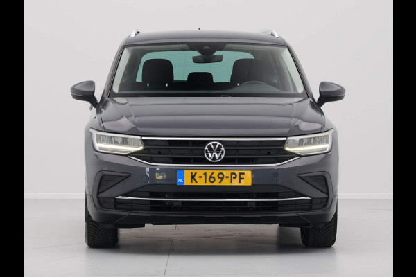 Volkswagen Tiguan 1.5 TSI 130pk Life Business Navigatie Trekhaak Stoelverwarming Acc