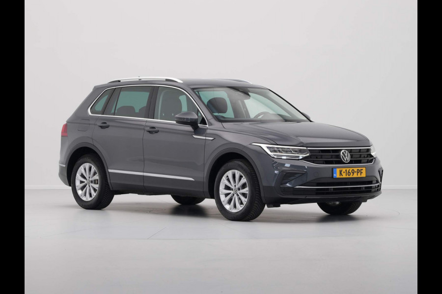 Volkswagen Tiguan 1.5 TSI 130pk Life Business Navigatie Trekhaak Stoelverwarming Acc