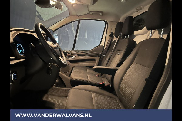 Ford Transit Custom 2.0 TDCI 130pk L1H1 Euro6 Airco | Apple Carplay | Camera | 2500kg Trekhaak cruisecontrol, parkeersensoren, verwarmde voorruit