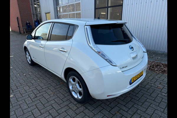 Nissan Leaf Acenta 30 kWh *NAVI-FULLMAP | MICROFIBRE | DAB | CAMERA | ECC | CRUISE | VIRTUAL-COCKPIT | 16"ALU*