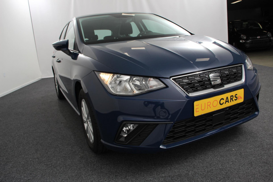 Seat Ibiza 1.0 MPI Style | Navigatie | Climate Control | Parkeer sensoren | Lichtmetalen velgen | Cruise Control