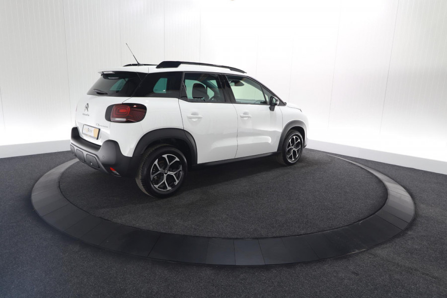 Citroën C3 Aircross PureTech 130 EAT6 Shine | Parkeersensoren | Stoelverwarming | Apple Carplay | 16 Inch Lichtmetalen Velgen