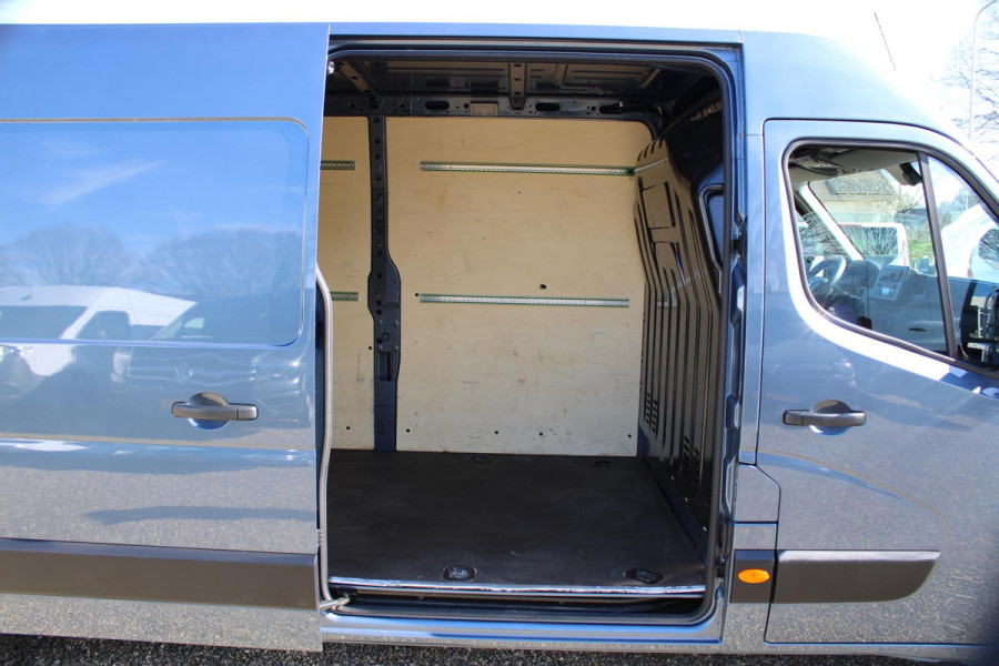 Renault Master 2.3DCI 136PK L3H2 Airco