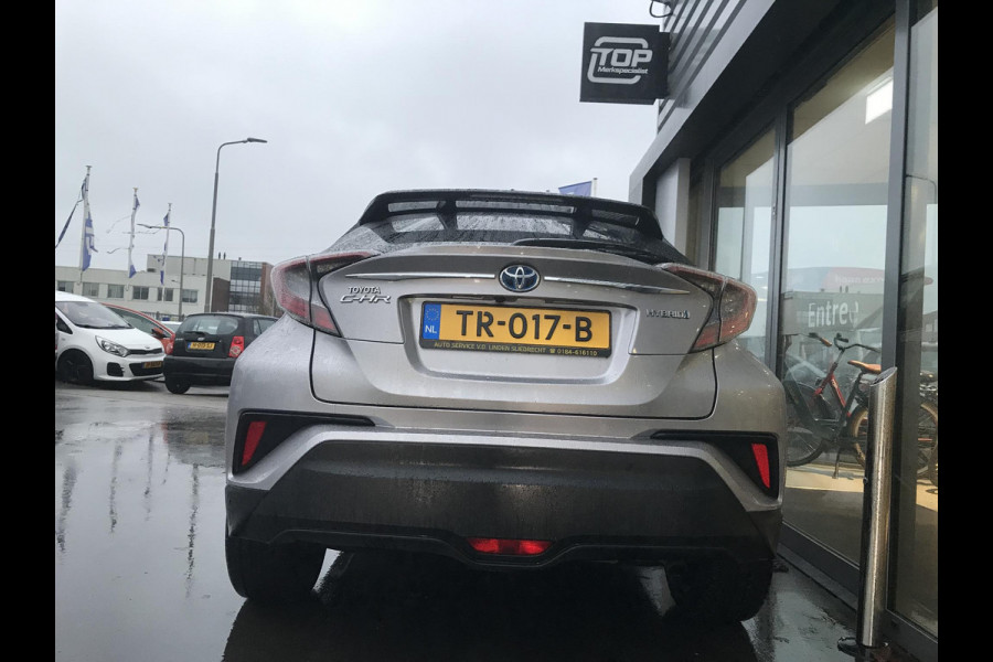 Toyota C-HR 1.8 Hybrid Bi-Tone