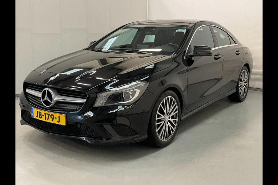 Mercedes-Benz CLA-Klasse 180 / NL-auto / BTW / Xenon / 18" LM