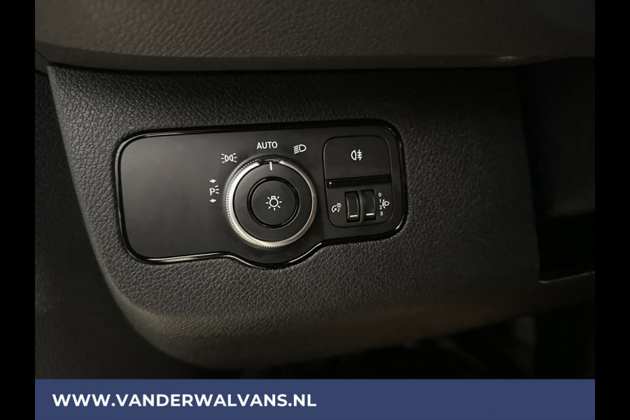 Mercedes-Benz Sprinter 314 CDI 143pk L2H1 Euro6 Airco | Imperiaal | Camera | Navigatie | Cruisecontrol Parkeersensoren, Bluetooth-telefoonvoorbereiding, MBUX