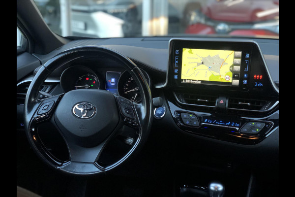 Toyota C-HR 1.8 Hybrid Executive | Navigatie, Half Leer, Parkeersensoren, Stoelverwarming, Keyless, 18 inch, Perfecte staat!