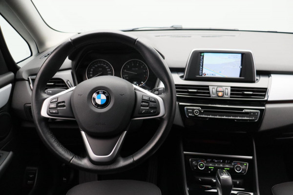 BMW 2 Serie Gran Tourer 218i Automaat Navigatie Trekhaak Climate-control Cruise