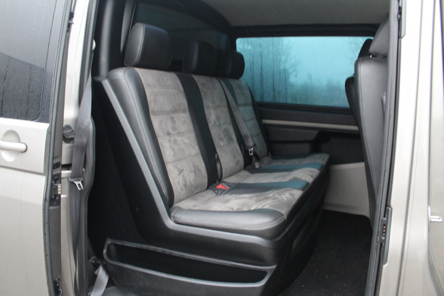 Volkswagen Transporter T6 2.0 TDI 200PK Euro6 DSG7-automaat L2 DC Highline ✓ Leder/alcantara ✓ navigatie + camera