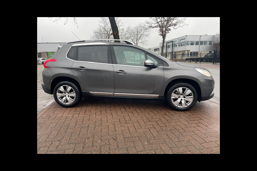 Peugeot 2008 1.2 PureTech Allure 129.000km Airco/ECC,Navigatie,Panoramadak