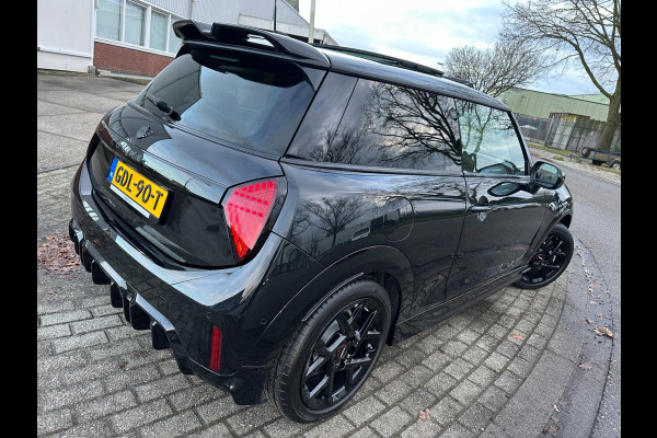 MINI Mini 1.5 Cooper C 2024 John Cooper Works M SPORT PANO LEER NAP LUXE