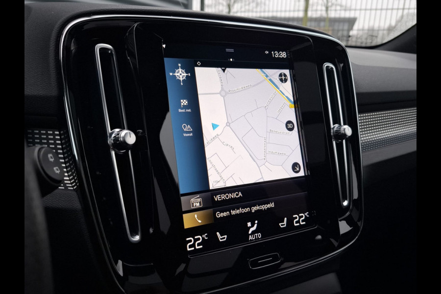 Volvo XC40 T5 Recharge Inscription Plug in Hybrid 261pk PHEV | Panodak | Lederen Sportstoelen | Pilot Assist | Navigatie | Apple Carplay | Adaptive Cruise | Camera | L.M. 20 " | DAB |