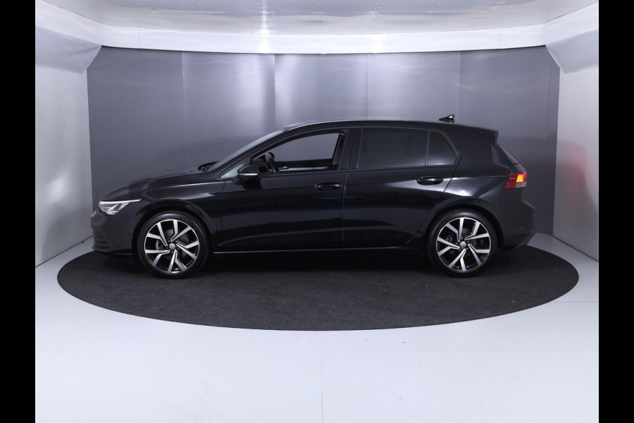 Volkswagen Golf 1.5 eTSI Style 150pk DSG| 18'LM-velgen|verwarmd stuur en voorstoelen|