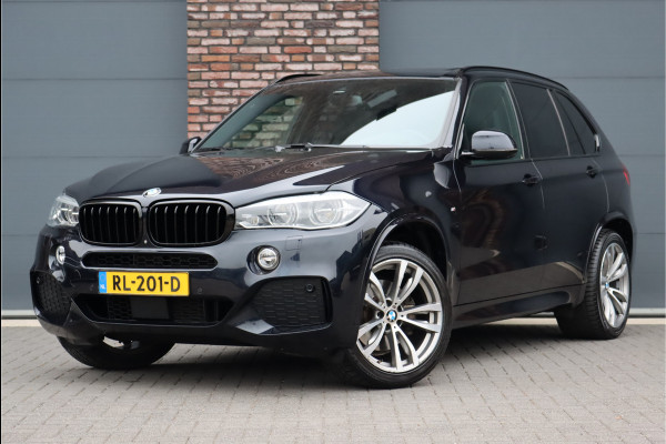 BMW X5 xDrive40d High Executive 7pers. Aut8 | M-Sportpakket | Panoramadak | ACC | Trekhaak | Soft-Close | Driving Assistant Plus | Adaptieve LED Koplampen | HUD | Memory |