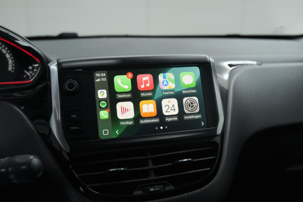 Peugeot 2008 PureTech 110 EAT6 GT Line | Panoramadak | Camera | Navigatie | Apple Carplay