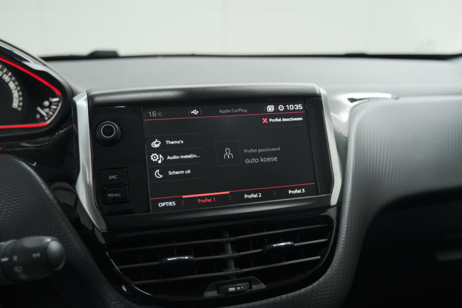 Peugeot 2008 PureTech 110 EAT6 GT Line | Panoramadak | Camera | Navigatie | Apple Carplay