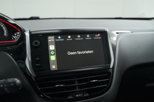 Peugeot 2008 PureTech 110 EAT6 GT Line | Panoramadak | Camera | Navigatie | Apple Carplay