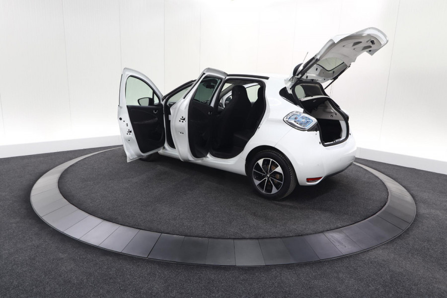 Renault ZOE Q90 Intens Quickcharge 41 kWh | Huuraccu | Parkeersensoren | Navigatie | 16 Inch Velgen