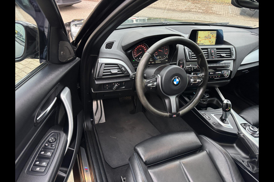 BMW 1 Serie 118d 2017 M-SPORT PAKKET DAKRAAM VOL-LEER LUX HARMAN KARDON