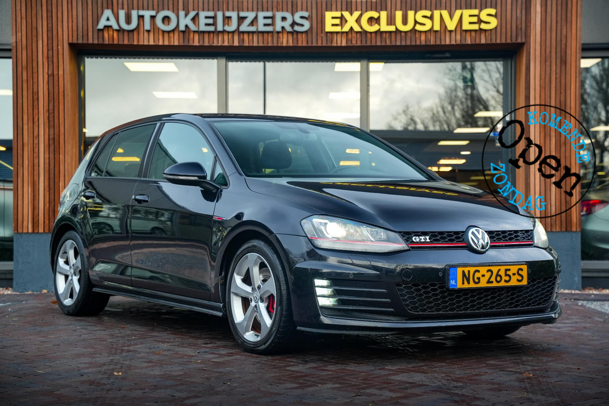 Volkswagen Golf 2.0 TSI GTI Navi Xenon Cruise Clima Stoelverw. PDC 17''LM