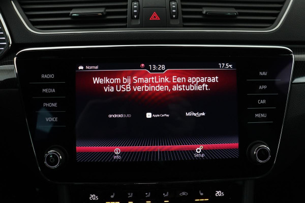 Škoda Superb 1.5 TSI Sportline | Stoelverwarming | Leder/Alcantara | Virtual Cockpit | Carplay | Memory | Canton Sound | Camera | Navigatie