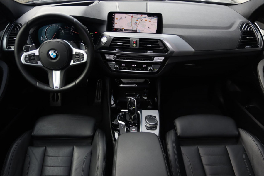 BMW X4 XDrive30i M Sport / PANODAK / KEYLESS / HUD / CAMERA / 19''