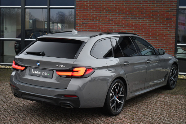 BMW 5 Serie Touring 530e xDrive M-Sport Pano Comf+Ventilatie HUD H/K Laser 19inch