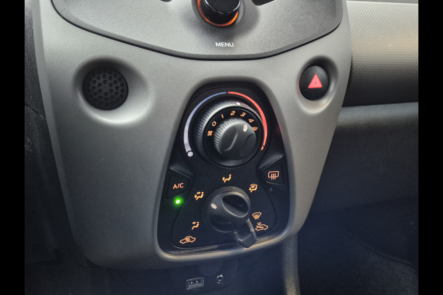 Peugeot 108 1.0 e-VTi Active Automaat! | Airco | Bluetooth