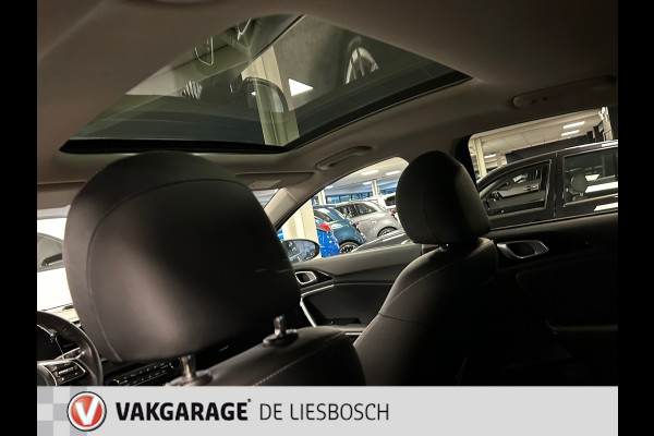 Kia Xceed 1.6 GDi PHEV ExecutiveLine / Automaat / Panorama-dak / stoel en stuur verwarming