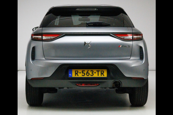 DS DS 3 Crossback 1.2 Performance Line 100 PK Navigatie, 17"LMV Zwart, PDC, Cruise, Extra getint glas