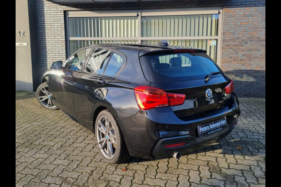 BMW 1-serie 116i High Executive|Leder|LED|Navi|18''M140 velg|Rijklaar