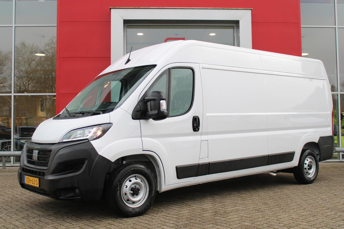 Fiat Ducato 33 2.2 MultiJet 140PK L3H2 | ACHTERUITRIJ CAMERA | APPLE CARPLAY/ANDROID AUTO | 3-ZITS | CRUISE CONTROL | CLIMATE CONTROL | DAB+ RADIO | NIEUWE BUS! | DODEHOEK DETECTIE |