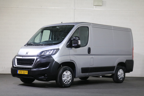 Peugeot Boxer 2.2 BlueHDi 140pk Airco Navigatie Camera