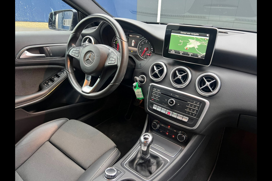 Mercedes-Benz A-Klasse 180 Lease Edition Plus | Cruise + Navi + Dealeronderhouden